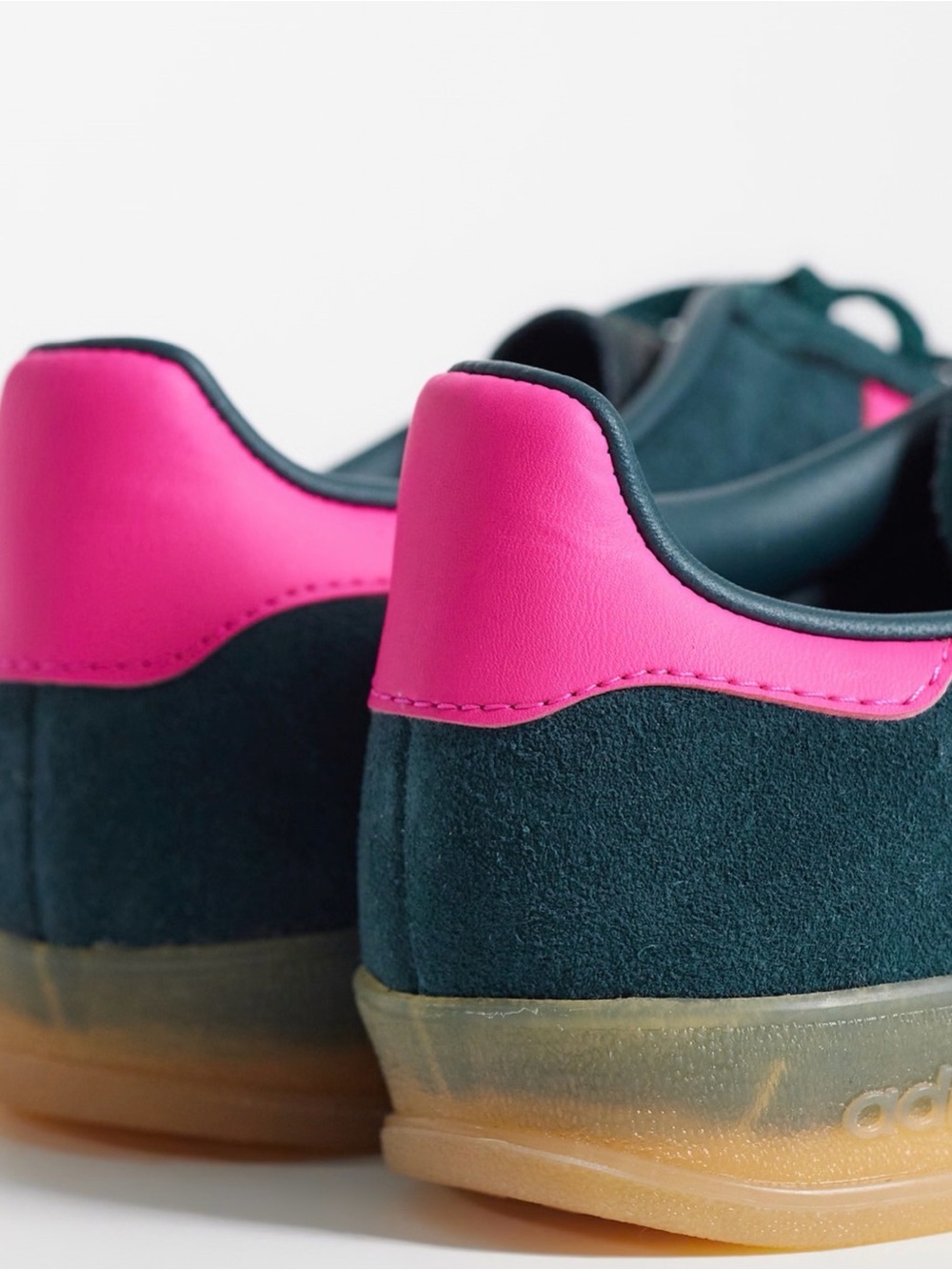adidas Gazelle Women’s Sneaker in Teal with Hot Pink Accents - Picture 3 of 5